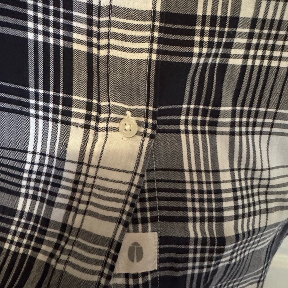 Frank & Eileen - Grayson Black and White Plaid Women’s Shirt - Picture 5 of 6